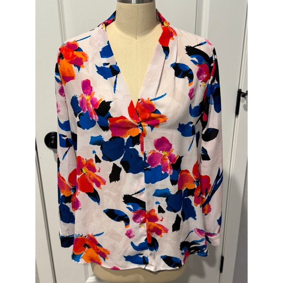 Vince Camuto Tops - Women's Vince Camuto Blouse M White Multicolor Floral Long Sleeve blouse